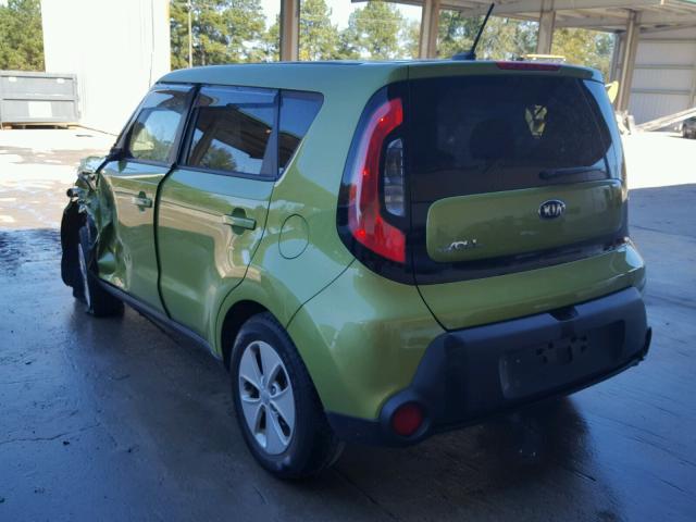 KNDJN2A24G7827180 - 2016 KIA SOUL GREEN photo 3