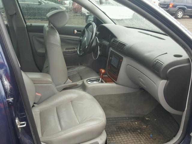 WVWRH63B12P110680 - 2002 VOLKSWAGEN PASSAT GLX 蓝色 照片 5