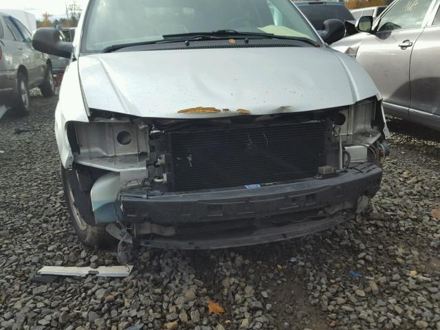 2D4GP44L35R570130 - 2005 DODGE GRAND CARA GRAY photo 9