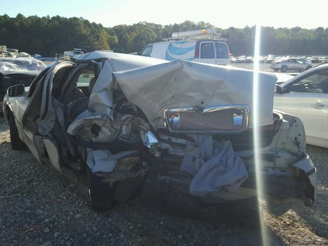 1LNHM82V26Y633085 - 2006 LINCOLN TOWN CAR S CREAM photo 3