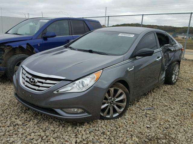 5NPEC4AC6BH044751 - 2011 HYUNDAI SONATA SE GRAY photo 2