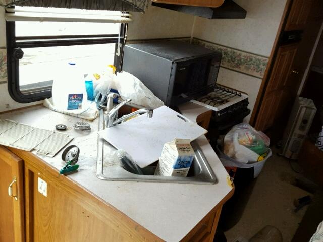 1CNTD792X1M001788 - 2001 CITA CAMPER 奶油色 照片 6