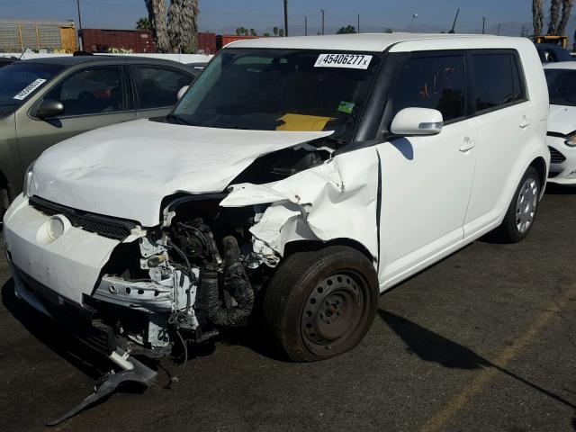 JTLZE4FE4EJ052563 - 2014 TOYOTA SCION XB WHITE photo 2