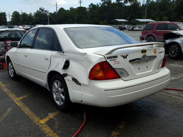 4T1BF28B52U234358 - 2002 TOYOTA AVALON XL WHITE photo 3