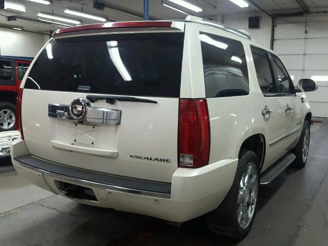 1GYFK63827R391189 - 2007 CADILLAC ESCALADE L WHITE photo 4