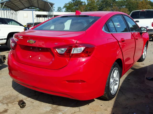 1G1BE5SM6H7125748 - 2017 CHEVROLET CRUZE LT RED photo 4