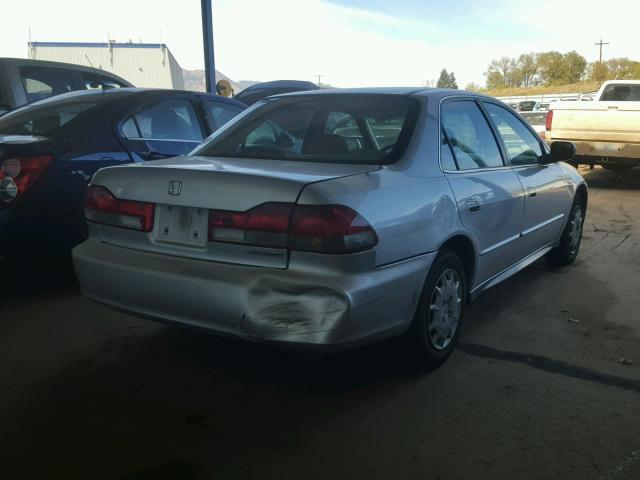 1HGCG56452A157859 - 2002 HONDA ACCORD LX SILVER photo 4