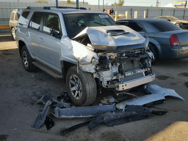 JTEBU5JR5H5442161 - 2017 TOYOTA 4RUNNER SR SILVER photo 1