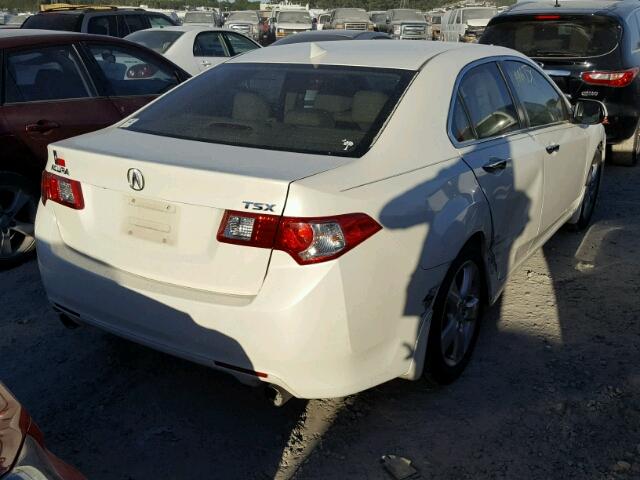 JH4CU26669C030882 - 2009 ACURA TSX WHITE photo 4