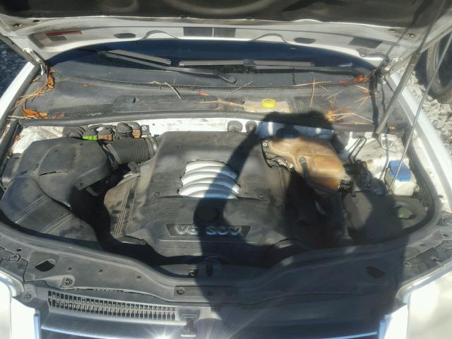 WVWRH63B72P293390 - 2002 VOLKSWAGEN PASSAT GLX WHITE photo 7