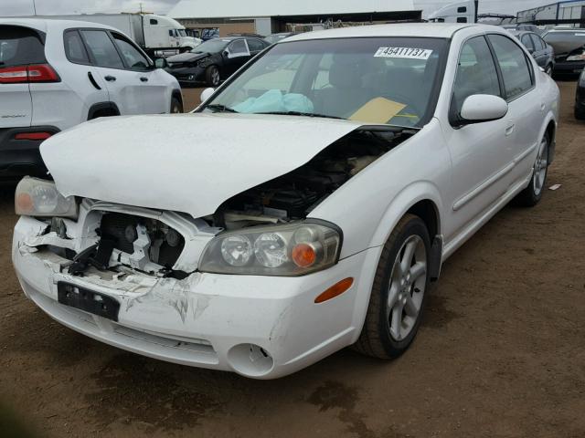 JN1DA31D52T423288 - 2002 NISSAN MAXIMA WHITE photo 2