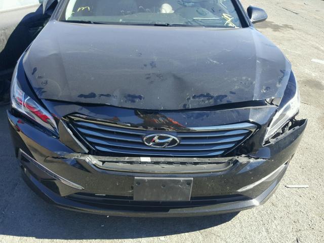 5NPE24AF2FH013676 - 2015 HYUNDAI SONATA SE BLACK photo 7