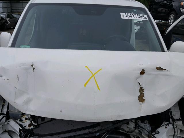 3N63M0YN2FK703857 - 2015 CHEVROLET CITY EXPRE WHITE photo 7