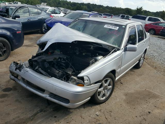 YV1LS56D6Y2637760 - 2000 VOLVO S70 GLT SILVER photo 2