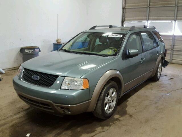 1FMDK05115GA80674 - 2005 FORD FREESTYLE GRAY photo 2