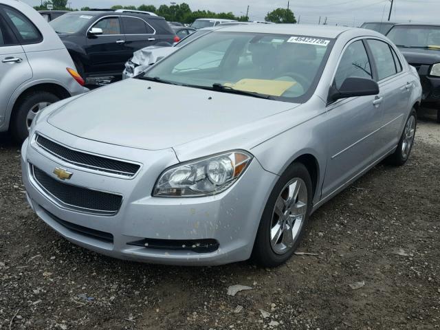1G1ZB5E17BF171840 - 2011 CHEVROLET MALIBU LS Gümüş foto 2
