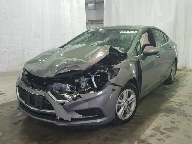 1G1BE5SM6H7240849 - 2017 CHEVROLET CRUZE LT GRAY photo 2