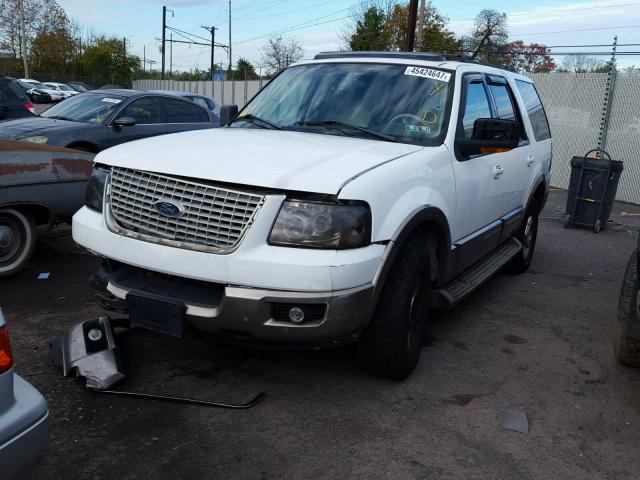 1FMFU18L33LB67972 - 2003 FORD EXPEDITION WHITE photo 2