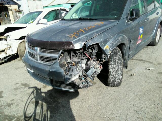 3D4PG4FB8AT277254 - 2010 DODGE JOURNEY SE GRAY photo 9