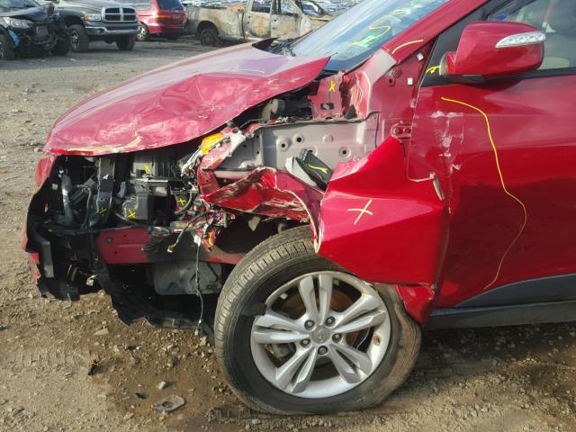 KM8JU3AC2CU513407 - 2012 HYUNDAI TUCSON GLS RED photo 9