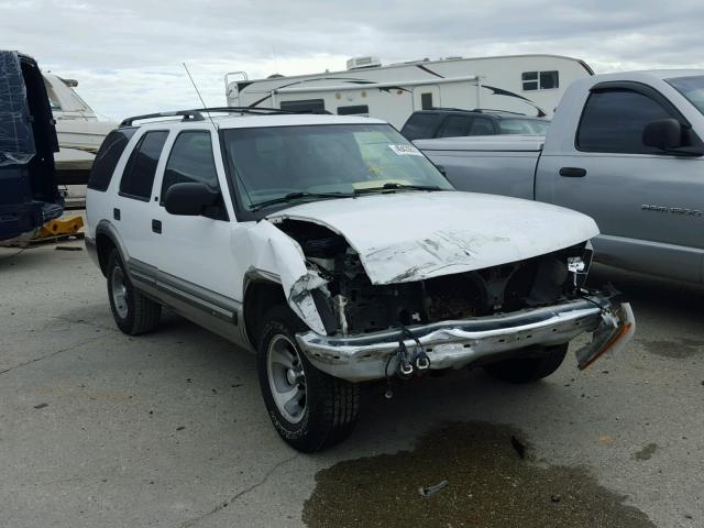 1GNCS13W6Y2153809 - 2000 CHEVROLET BLAZER WHITE photo 1