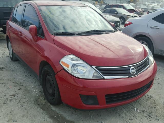 3N1BC1CP2BL399064 - 2011 NISSAN VERSA S RED photo 1