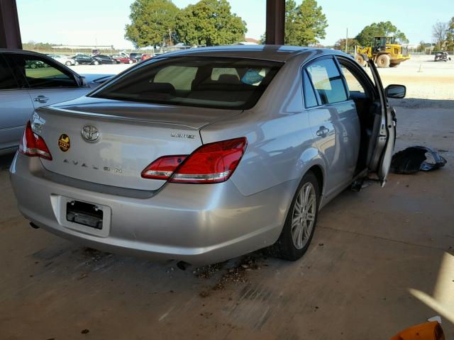 4T1BK36B35U003158 - 2005 TOYOTA AVALON SILVER photo 4