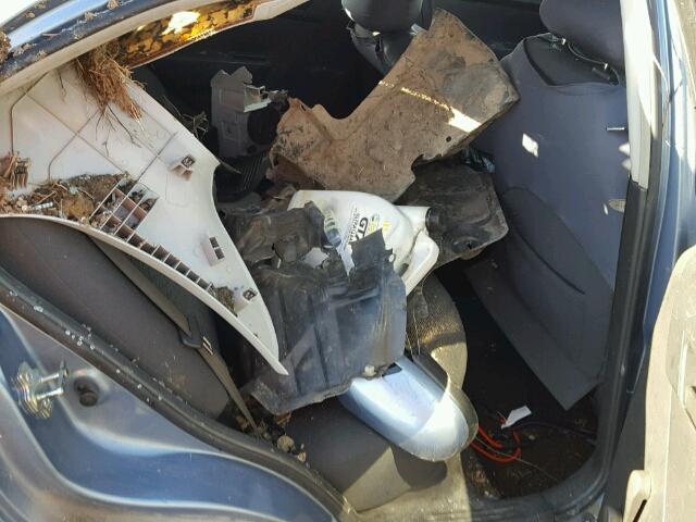 KL1TD55617B182325 - 2007 CHEVROLET AVEO BASE BLUE photo 6