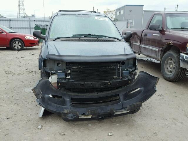 1D4GP25R25B411735 - 2005 DODGE CARAVAN SE BLUE photo 9