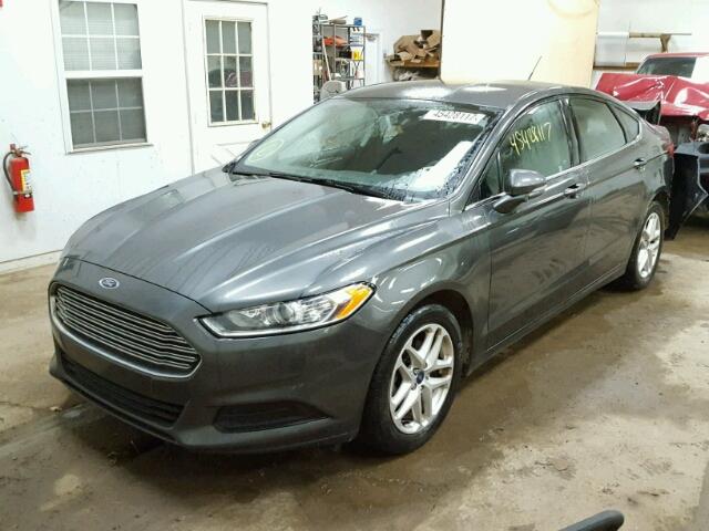 3FA6P0HD4FR257027 - 2015 FORD FUSION SE GRAY photo 2