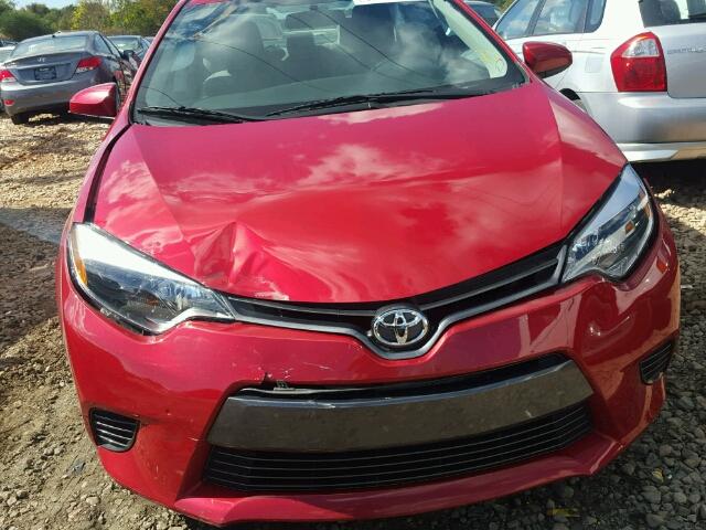 5YFBURHE4FP269571 - 2015 TOYOTA COROLLA L RED photo 9