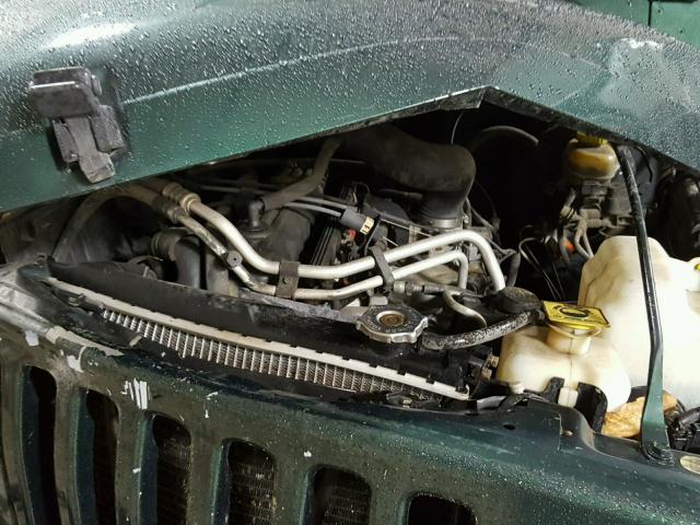 1J4FA59SXYP733095 - 2000 JEEP WRANGLER / GREEN photo 7