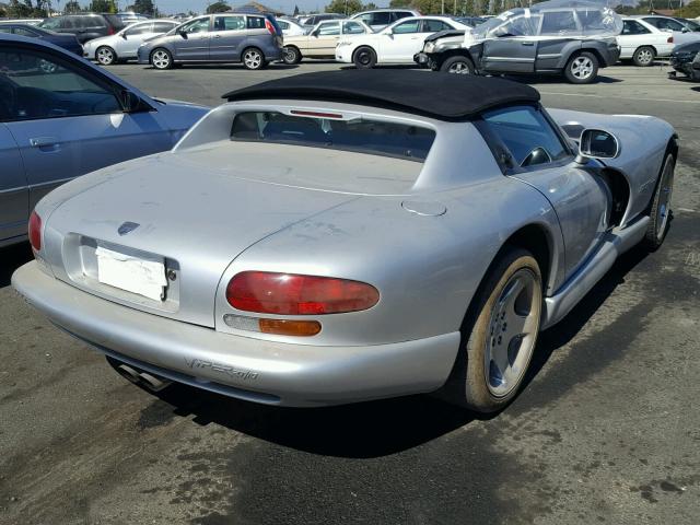 1B3ER65E2XV503689 - 1999 DODGE VIPER RT-1 SILVER photo 4