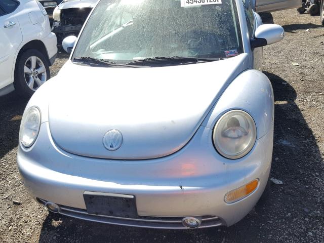 3VWCM31Y54M320907 - 2004 VOLKSWAGEN NEW BEETLE 银色 照片 9