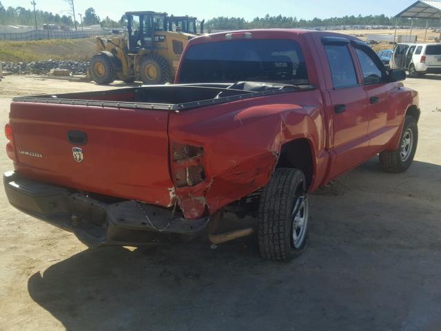 1D7HE28K25S320105 - 2005 DODGE DAKOTA QUA RED photo 4