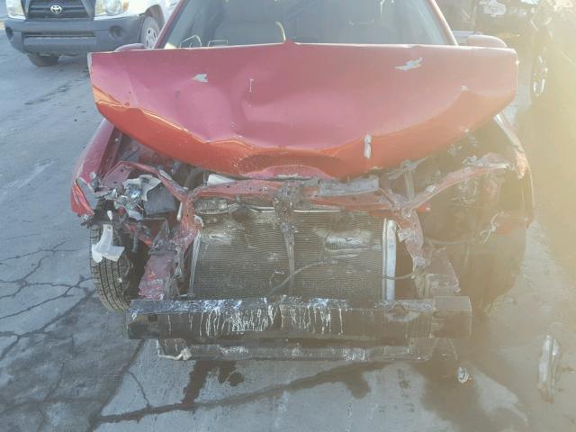 4T1BF1FK4DU664947 - 2013 TOYOTA CAMRY RED photo 7