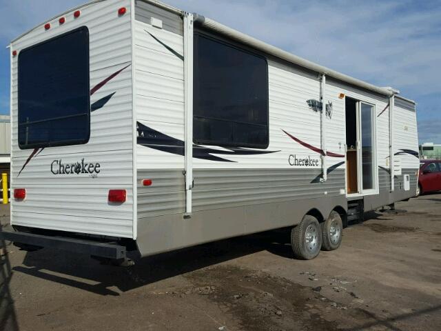 4X4TCKF228X106424 - 2008 OTHE TRAILER WHITE photo 4