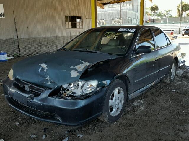 1HGCG6670WA178043 - 1998 HONDA ACCORD EX GREEN photo 2