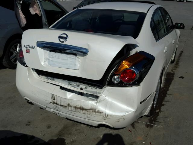 1N4AL2APXCN532128 - 2012 NISSAN ALTIMA BAS WHITE photo 9