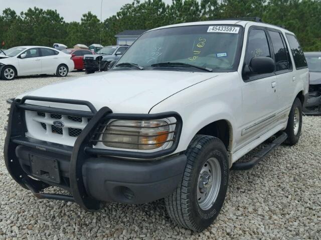 1FMZU32X4XZB39458 - 1999 FORD EXPLORER WHITE photo 2