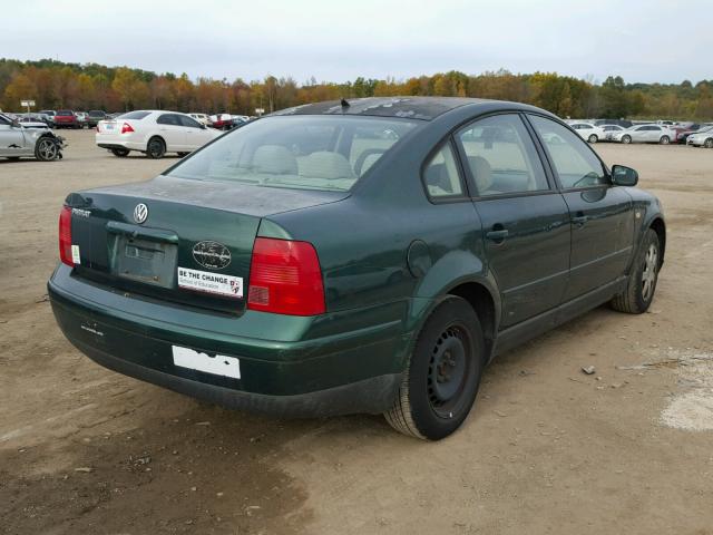 WVWMA23B2YP166675 - 2000 VOLKSWAGEN PASSAT GLS GREEN photo 4