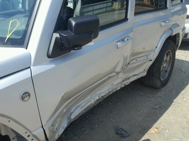 1J8HG48P97C653614 - 2007 JEEP COMMANDER SILVER photo 9