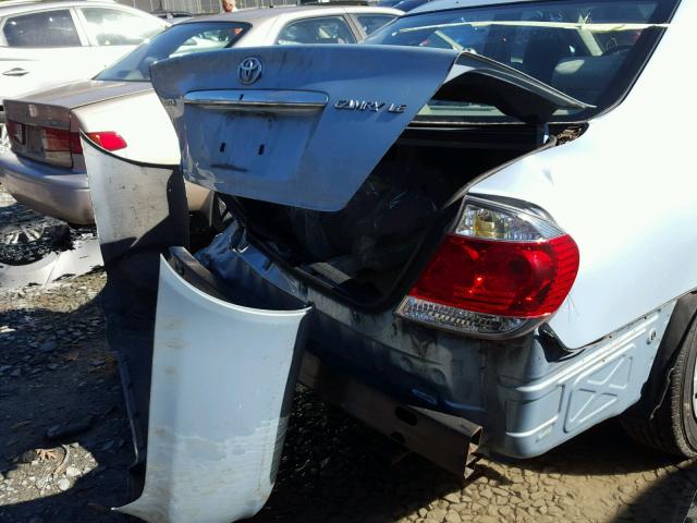 4T1BE32K95U524740 - 2005 TOYOTA CAMRY SILVER photo 9