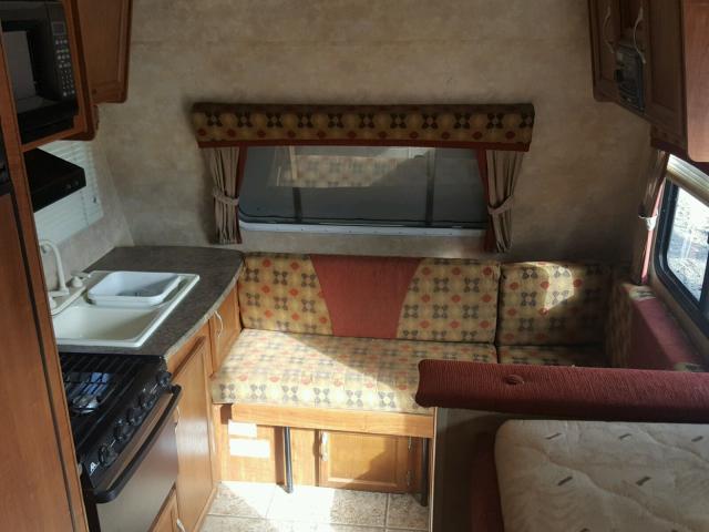 1UJBJ0AH0A1J50258 - 2010 ALLOY TRAILER TRAILER WHITE photo 5