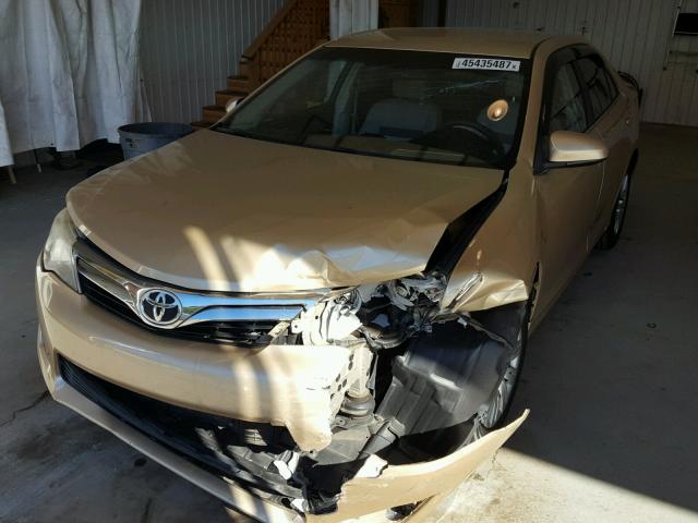 4T1BF1FK7CU009969 - 2012 TOYOTA CAMRY GOLD photo 2