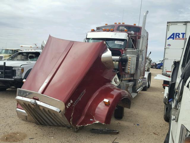 1XKWDB9XX1J874284 - 2001 KENWORTH CONSTRUCTI MAROON photo 2