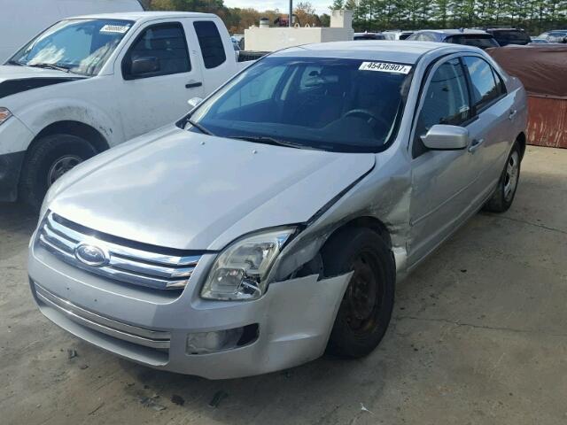 3FAFP07156R134750 - 2006 FORD FUSION SE SILVER photo 2