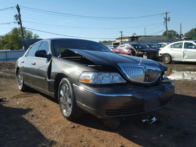 1LNHM81WX5Y611456 - 2005 LINCOLN TOWN CAR BROWN photo 1