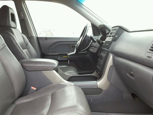 5FNYF18625B056109 - 2005 HONDA PILOT SILVER photo 5