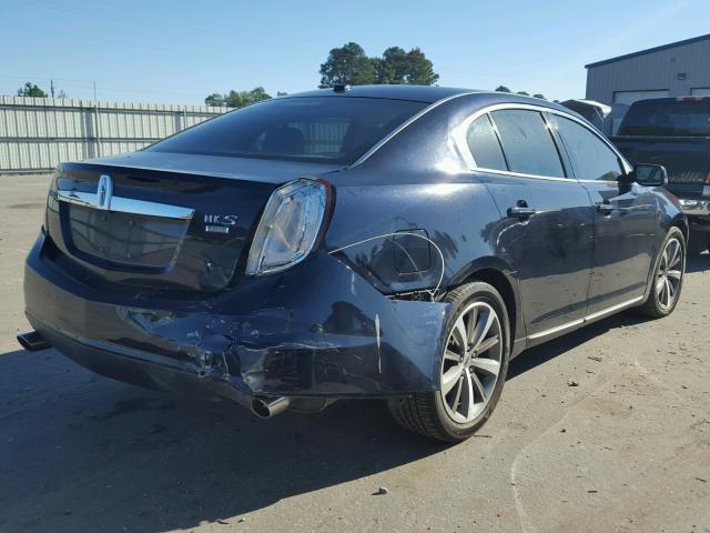 1LNHM94R39G610933 - 2009 LINCOLN MKS BLUE photo 4